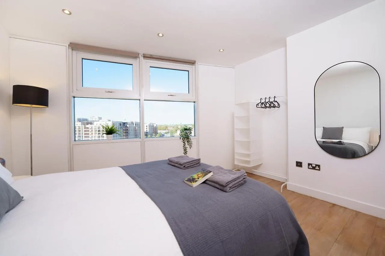Attractive London Apartment