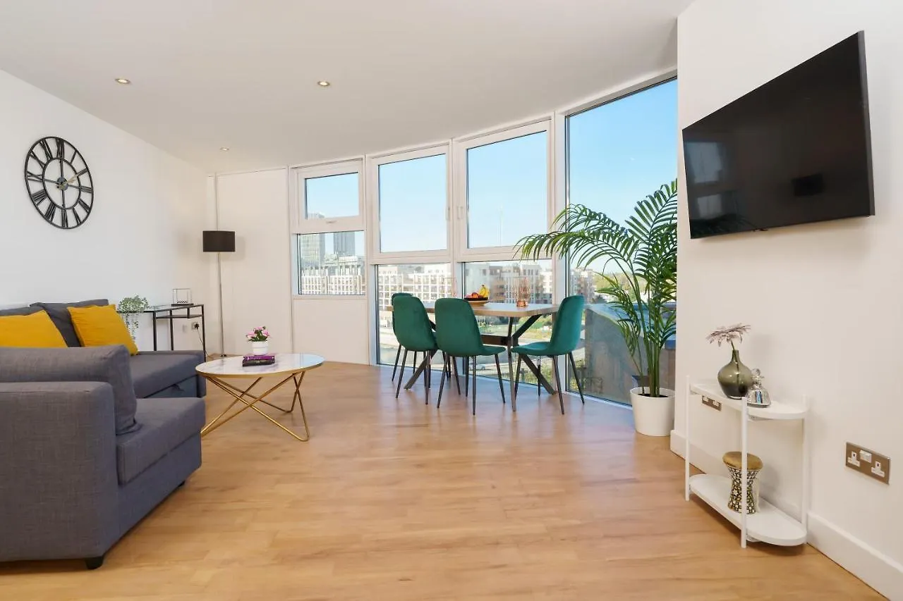 Attractive London Apartment